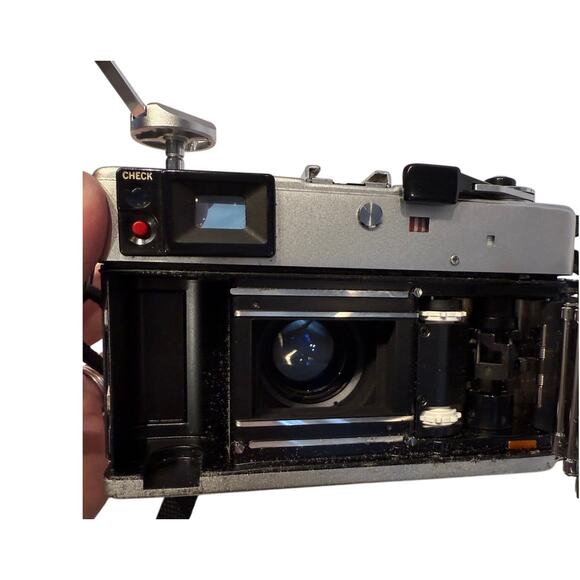 Canon Canonet QL17 G-III Film Camera w/40mm f1.7 Lens - Untested - Picture 6 of 8